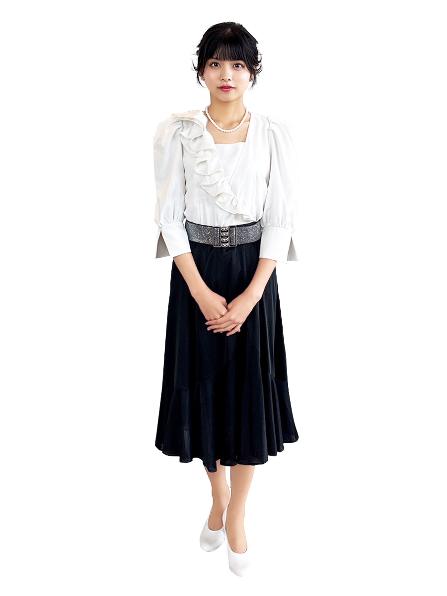 白黒ショート丈制服のレセプタント